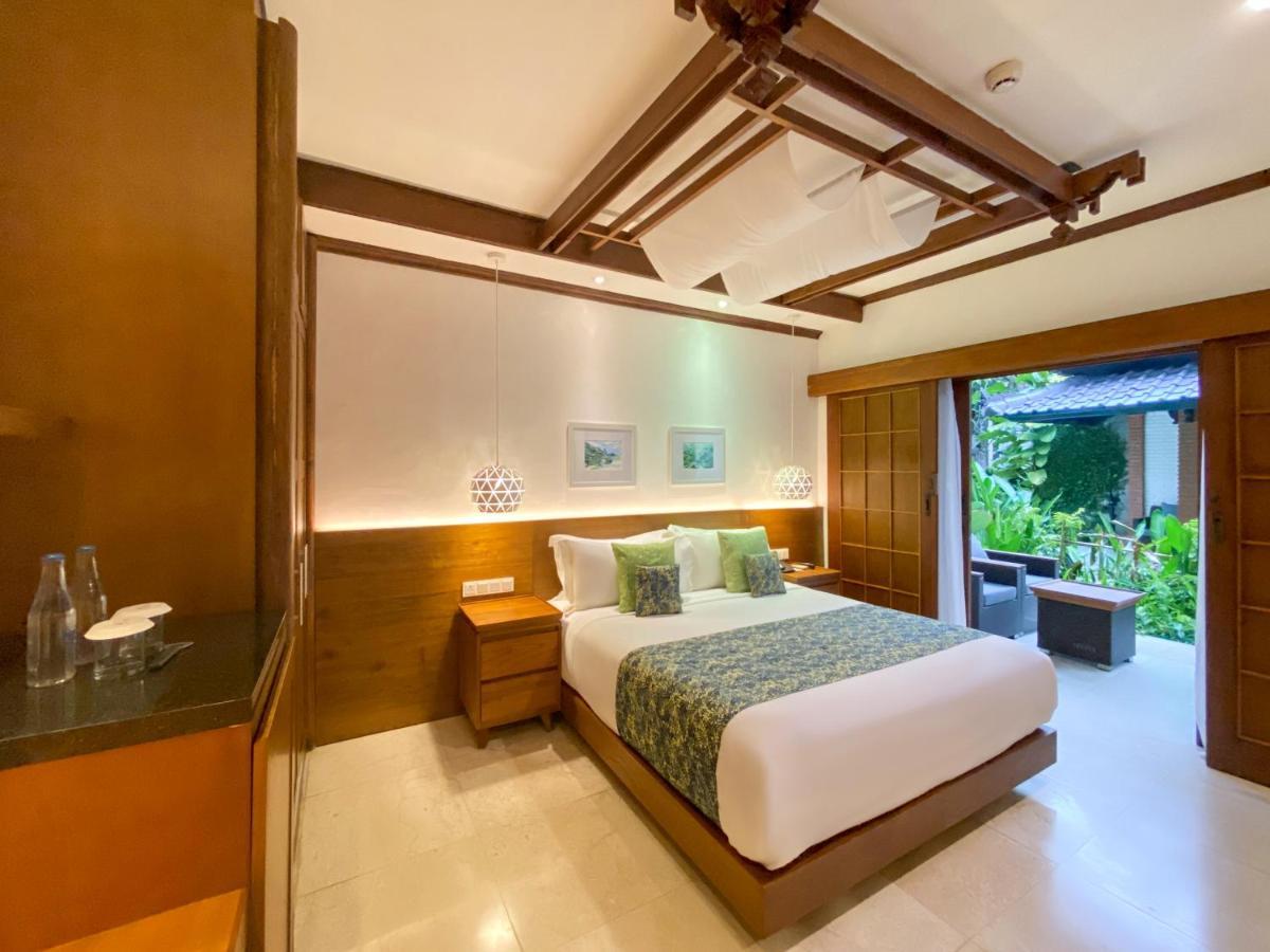 Resort Candi & 4*