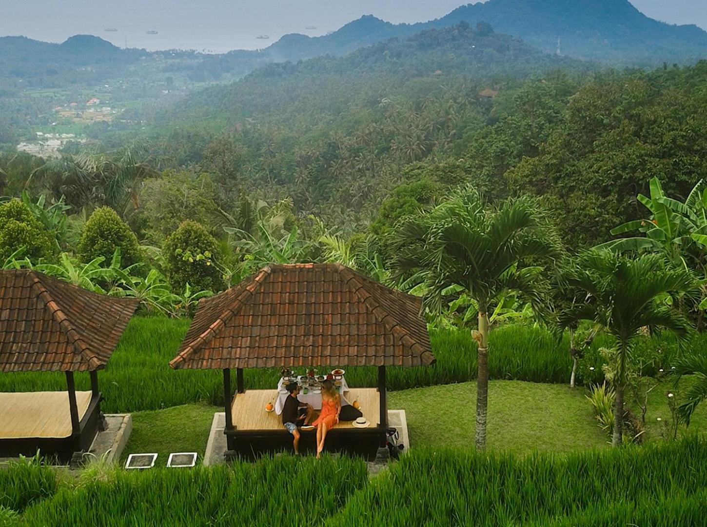 Resort Candi & 4*