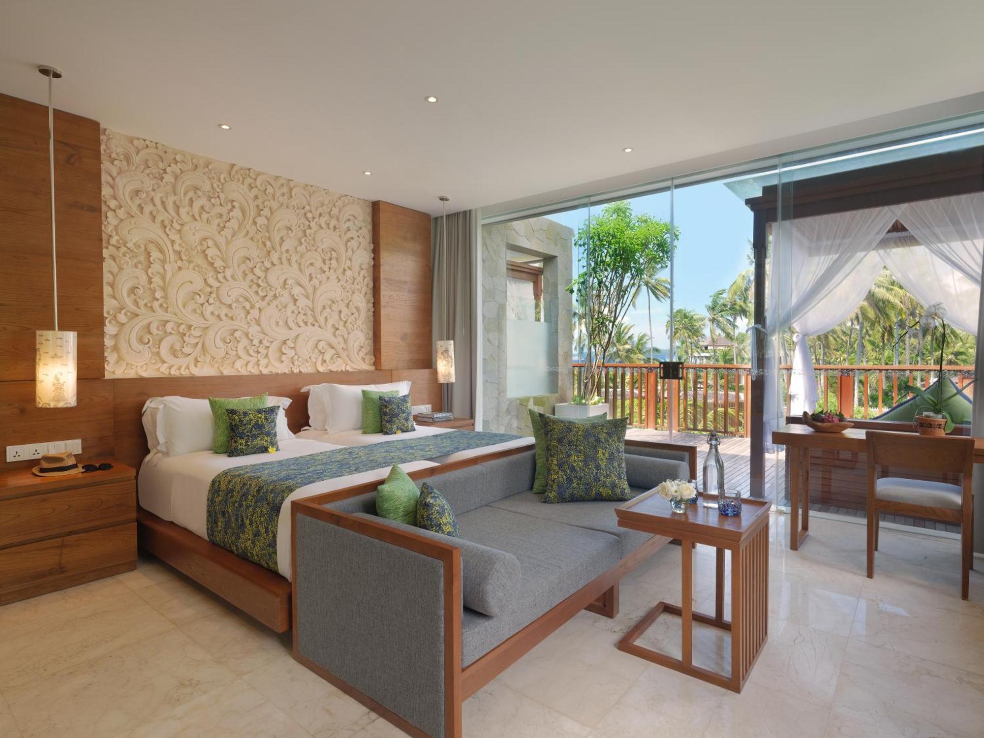 Candi & Resort 4*